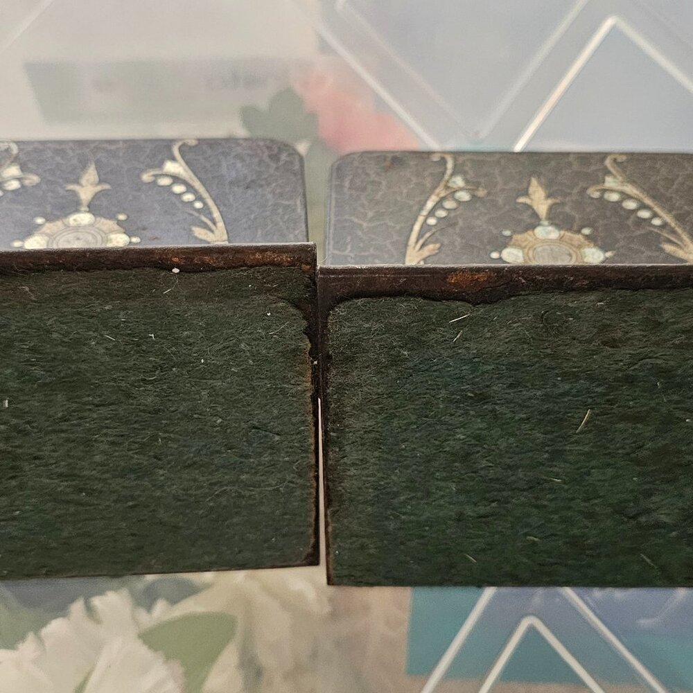 Book Ends - Picture 3 of 7